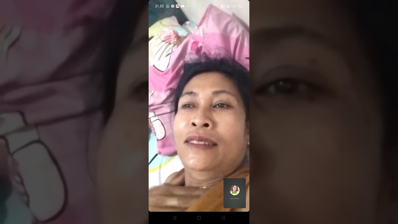  Istri Mbah Mang