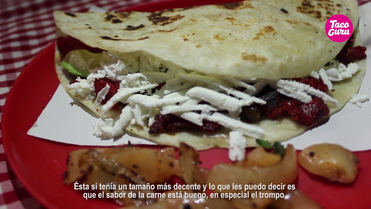 Taquer&iacute;as en Monterrey: Los de Aguacate y Queso