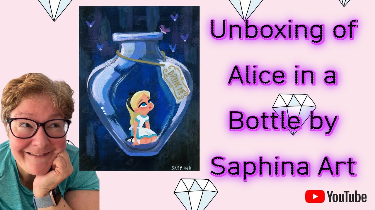 Видео распаковки алмазной живописи «Алиса в бутылке» от Saphina Art из Diamond Art Club.