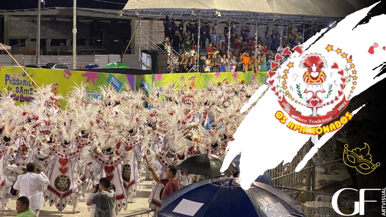 Desfile oficial do bloco tradicional OS APAIXONADOS 2025