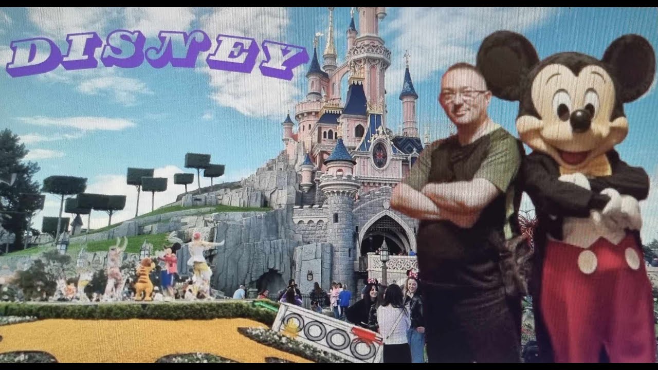 A Million Splashes of Colour  ( la parade )  Disneyland paris 2024