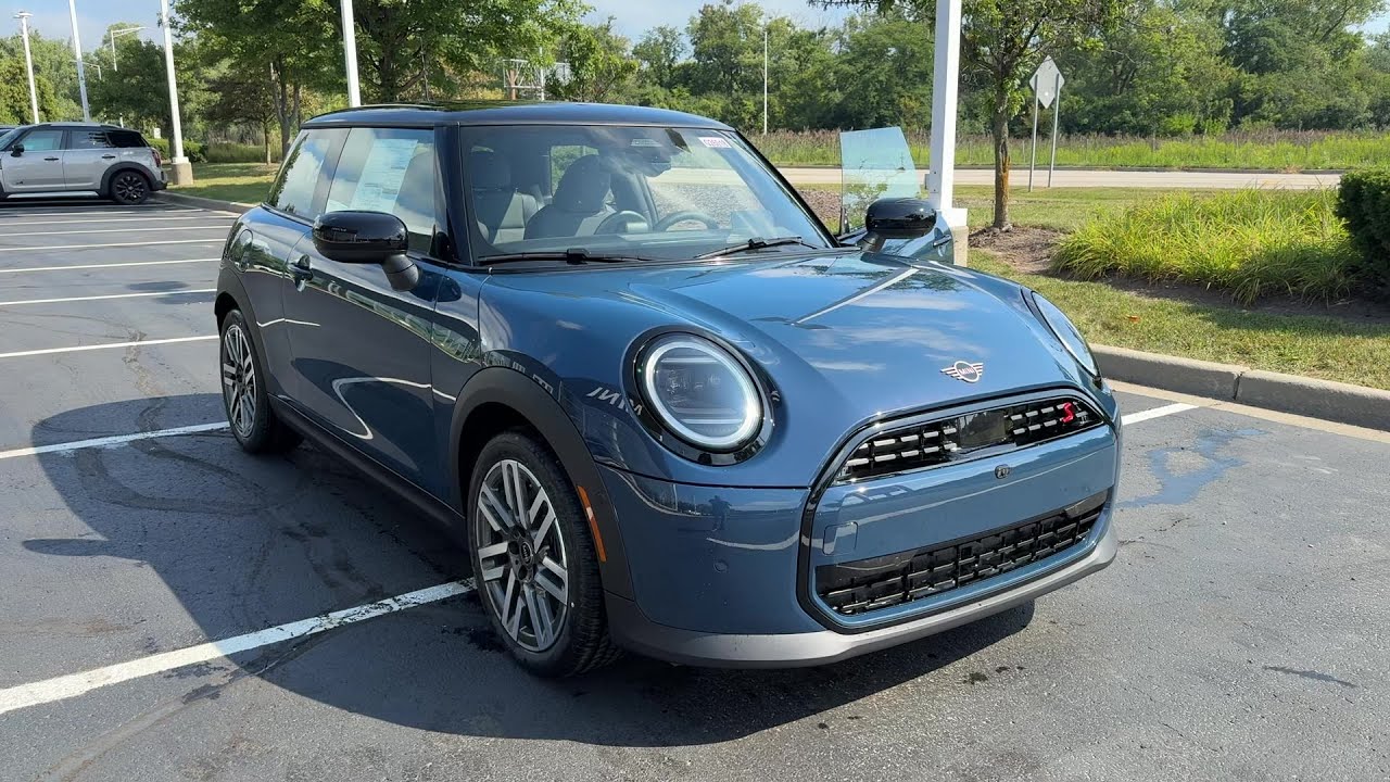 2026 MINI Hardtop 2 Door Cooper S Lake Bluff, Chicago, Evanston, Northbrook, Glenview