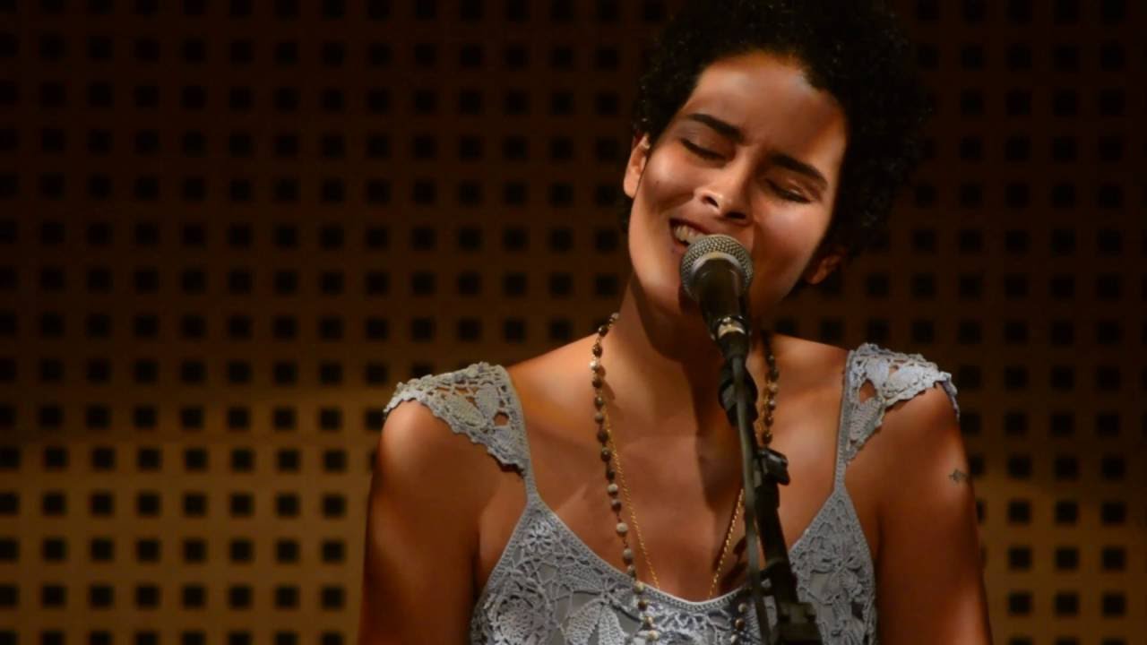 FAROL - LAURA CATARINA - Projeto Música Itinerante