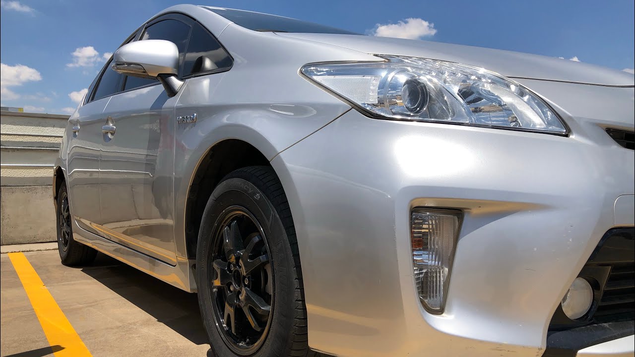 Todo mundo deveria ter um carro deste com a gasolina só aumentando Toyota Prius