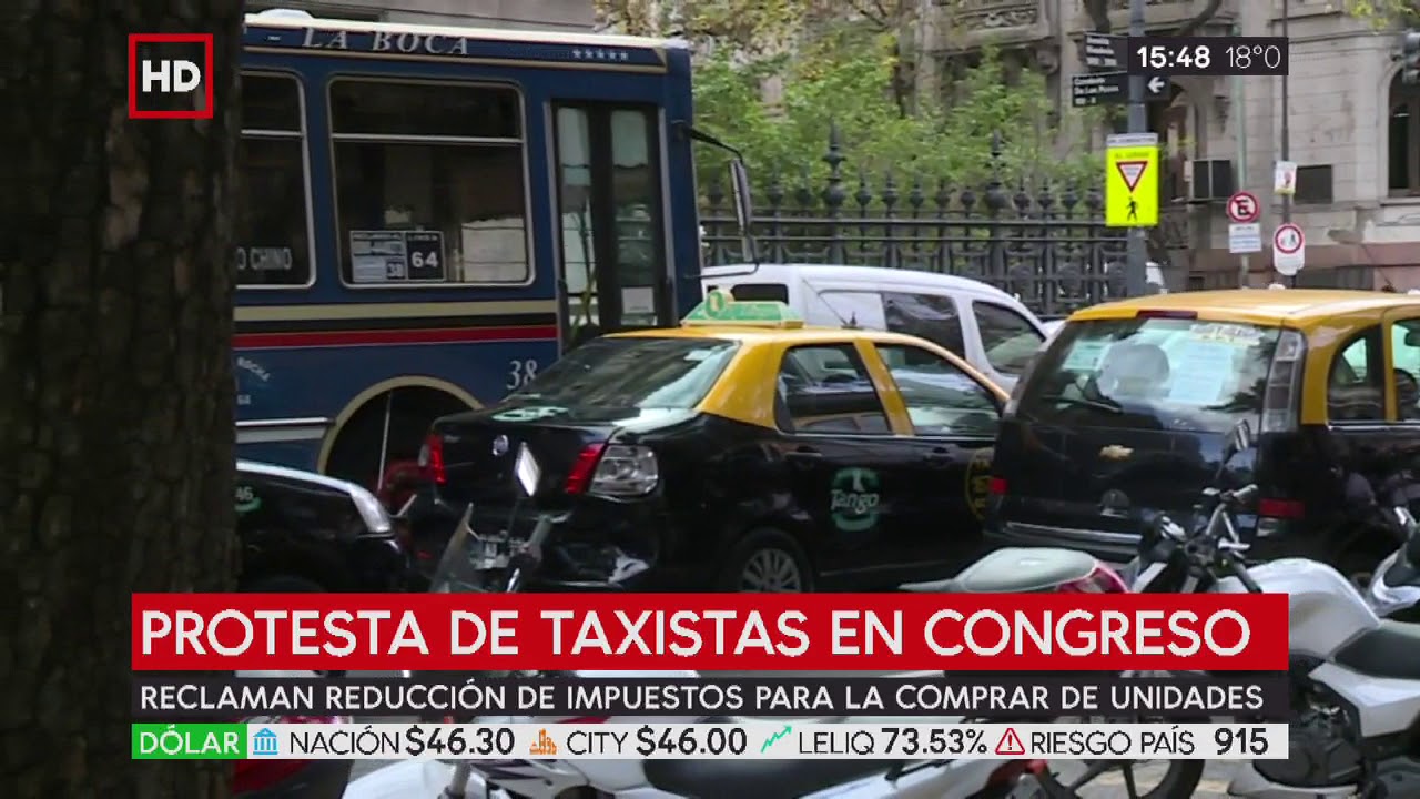 Protesta de taxistas en el Congreso