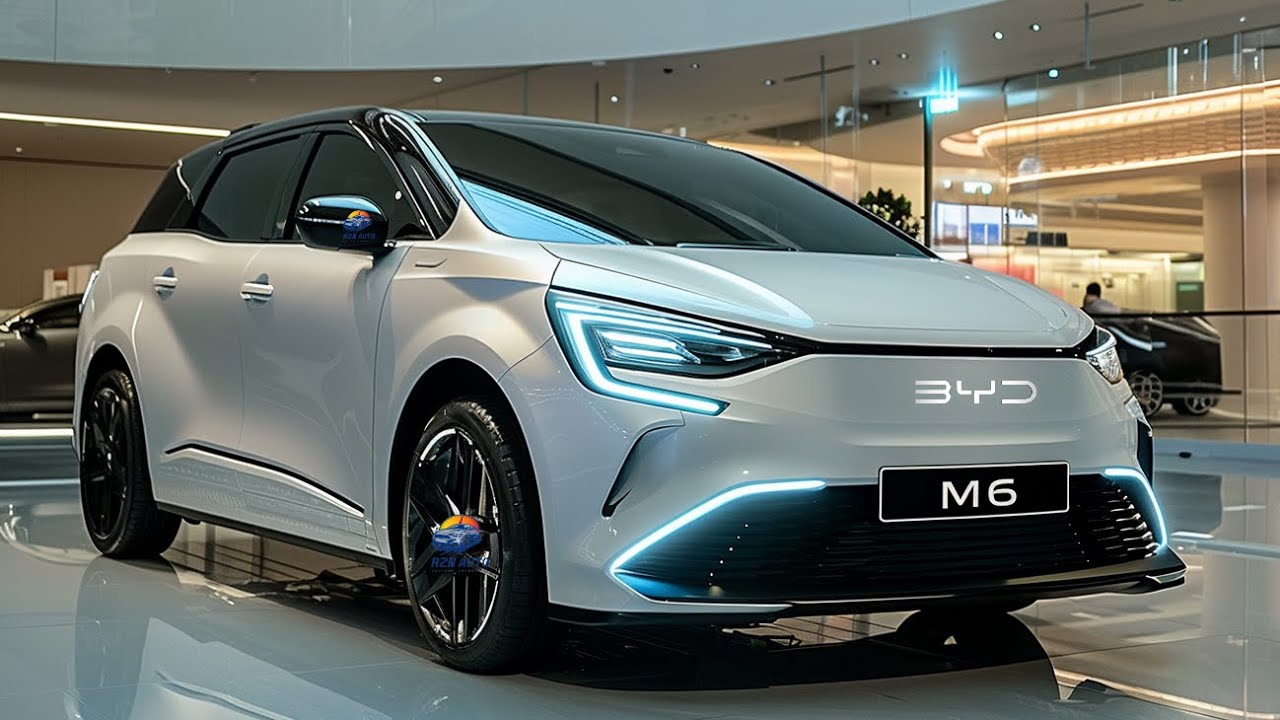 Przedstawiamy BYD M6 2026 &ndash; minivan, kt&oacute;ry może zabić Toyotę Alphard