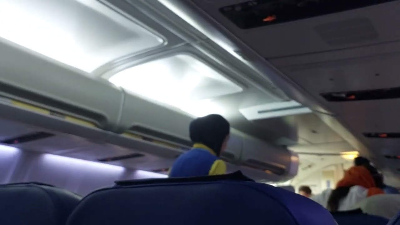 varesh airlines cabin 2024