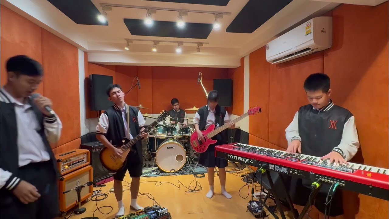 Feeling good-Michael Buble(cover by vivdz band)