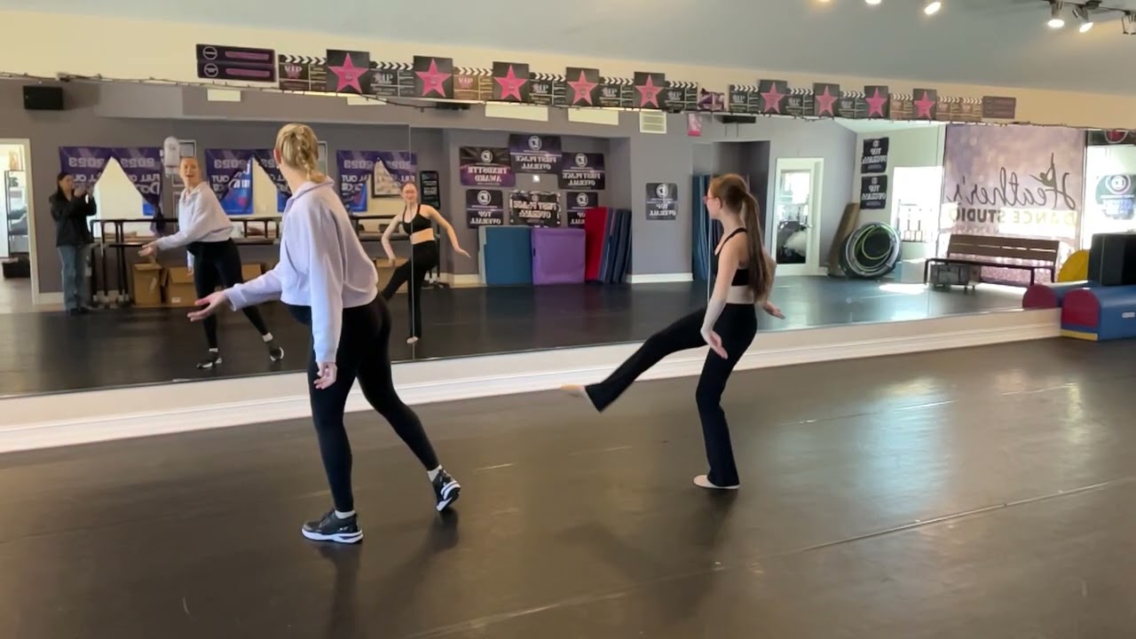 Miss Katie teaching ending to lyrical￼ solo ￼ slow motion