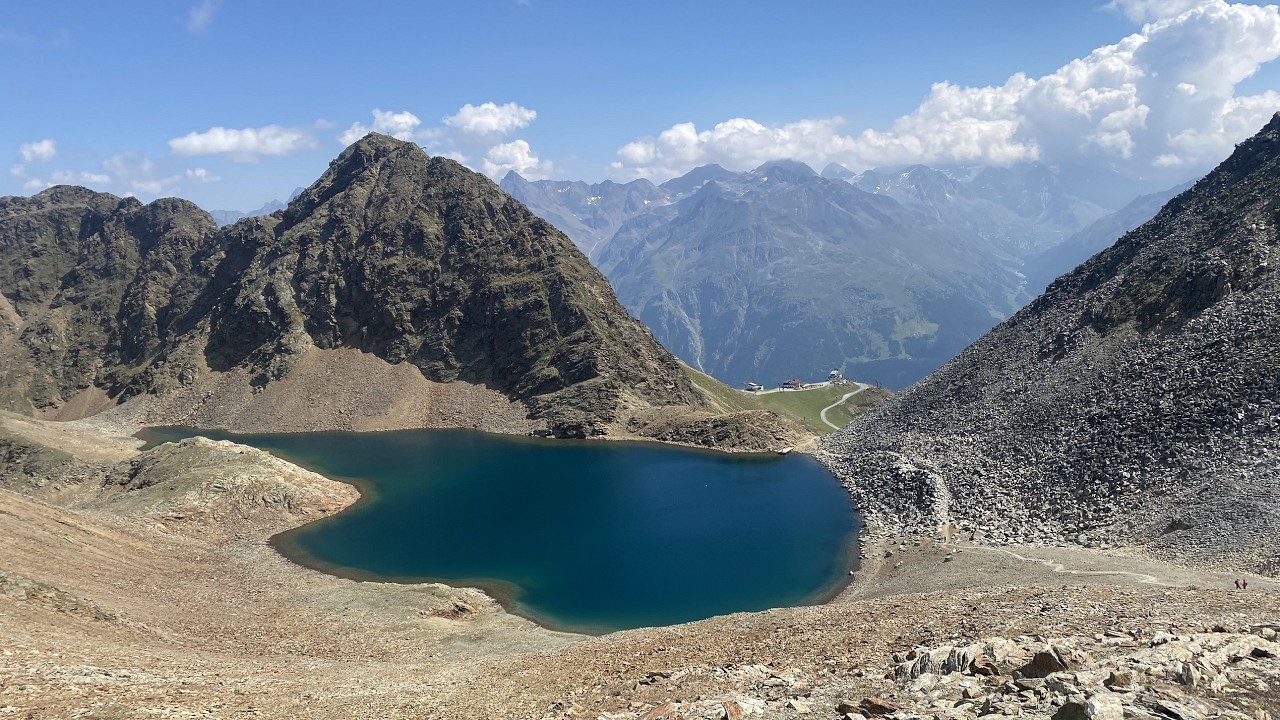 From Giggijochbahn Bergstation to Rotkogel (2947 m) & Schwarzkogel (3016 m)