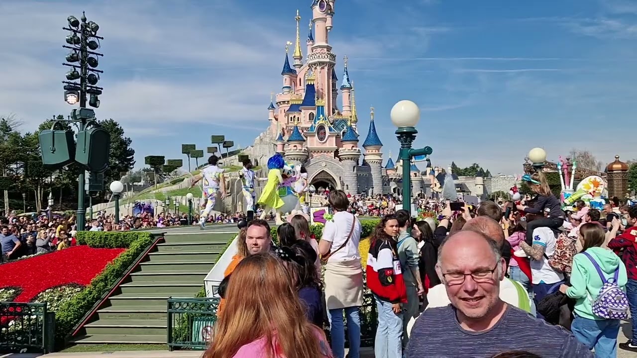 Disneyland Paris -AMillion Splashes of Colour - 22.03.2024-#disneylandparis #disneyparks @disneyland