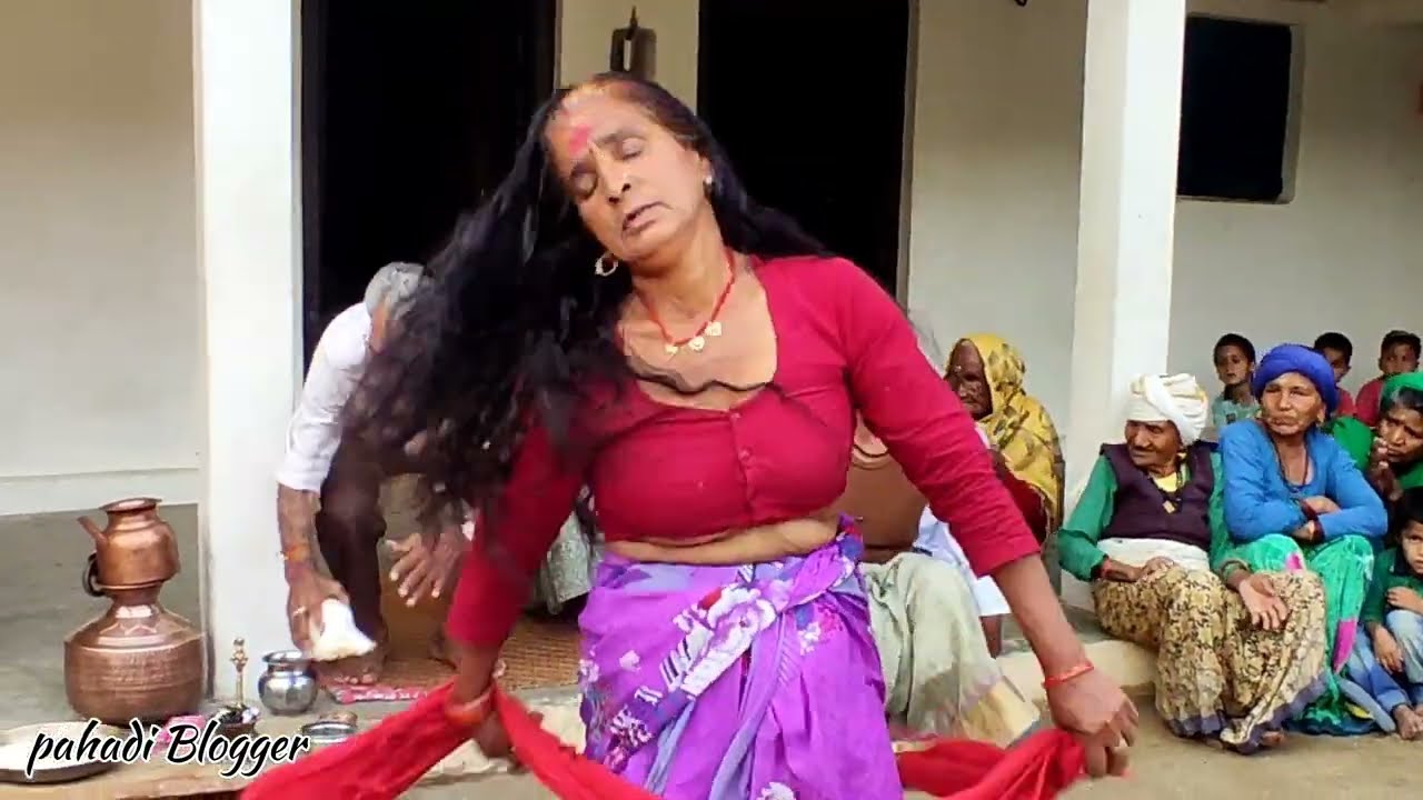 बीच मंडाण मैं जब माता रानी हुए प्रकट || माता रानी जागर | Mata Rani jagar | mandan / navratri special