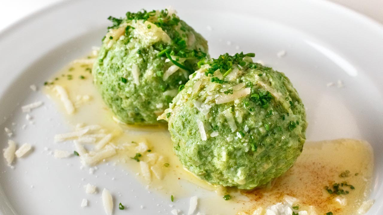 SÜDTIROLER SPINATKNÖDEL