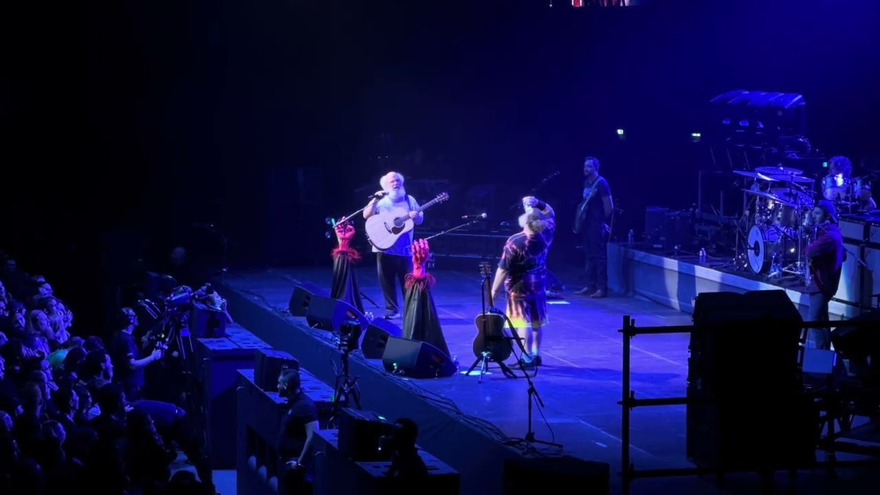 Tenacious D live in Paris (Accor arena) - The Spicy Meatball Tour - May 15 2024