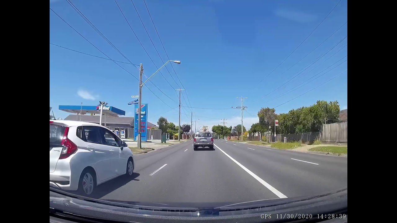 Driving around Melbourne. Heatherton Road, Noble Park