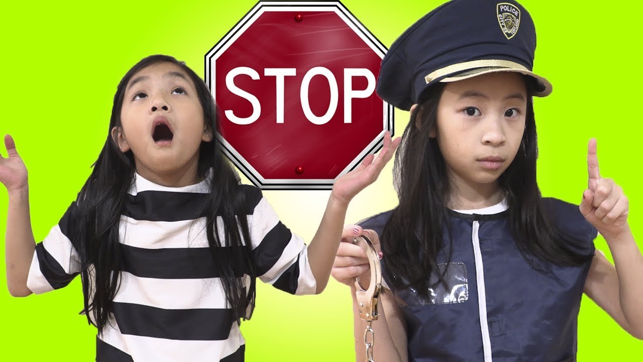 Pretend Play Police Chase Taxi Driver