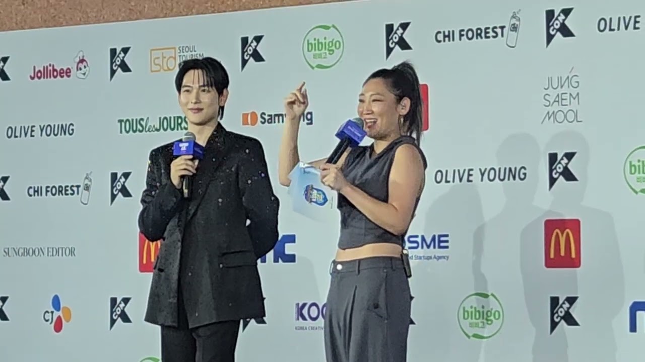 Yim Siwan Redcarpet KCON LA 2025 (Part 2)
