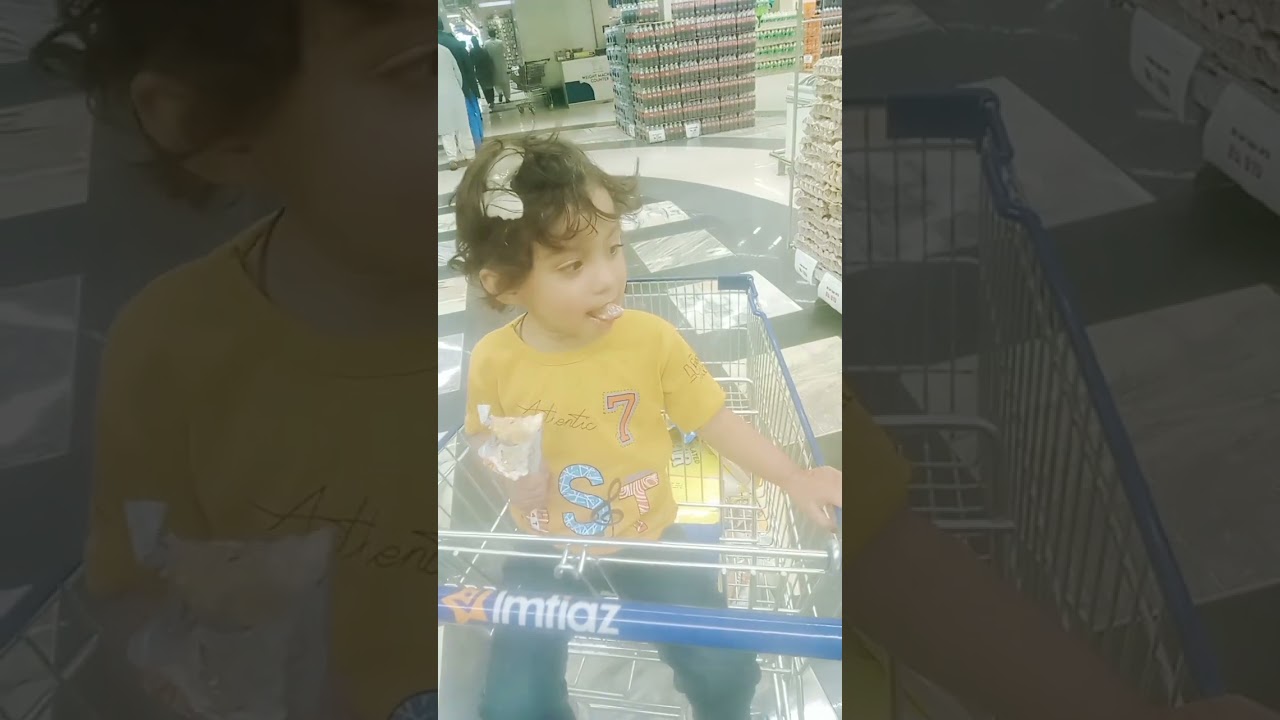Dua in imtiaz mall #music #song #love #cutebaby #imtiazmall #cute #babydance #baby #babygirl #funny