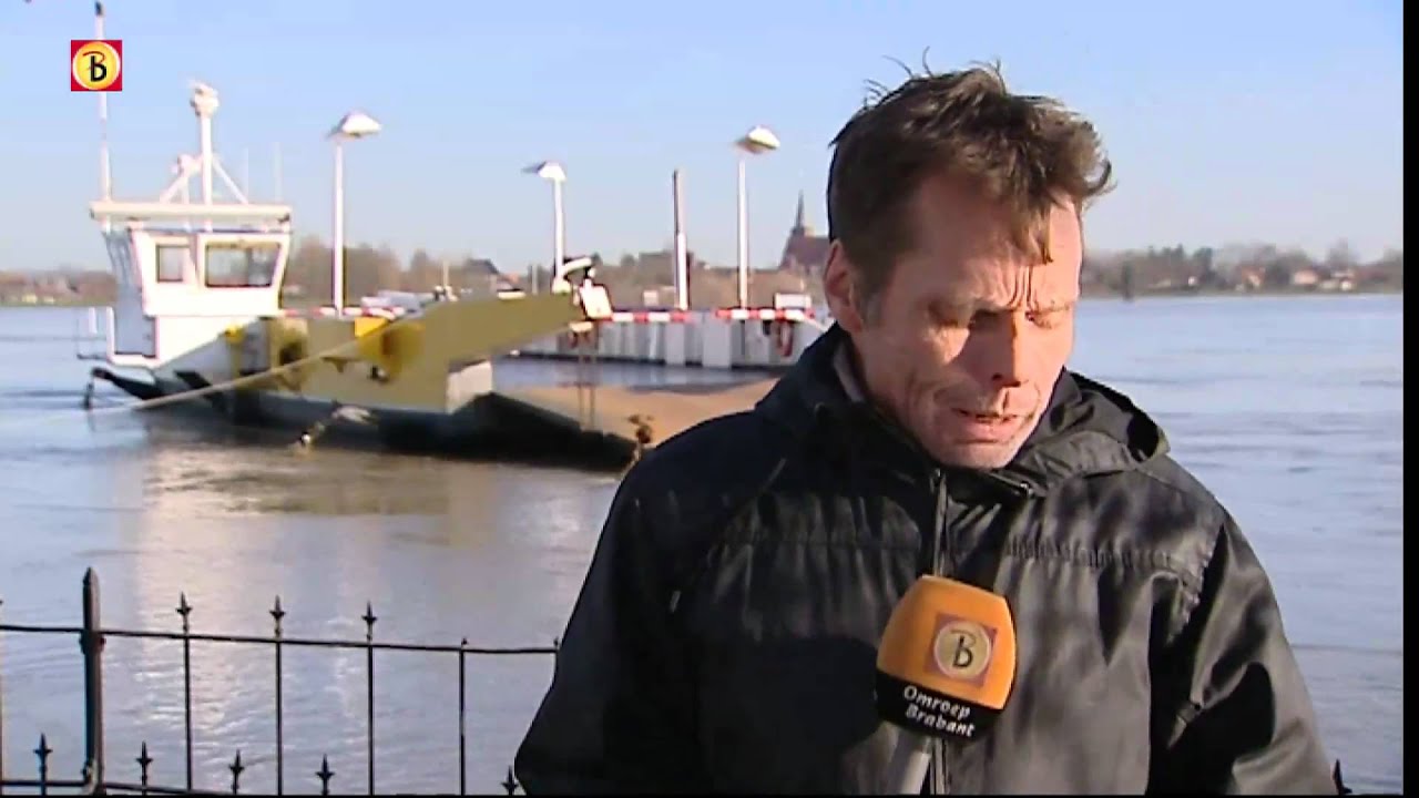 Water stijgt in Vierlingsbeek
