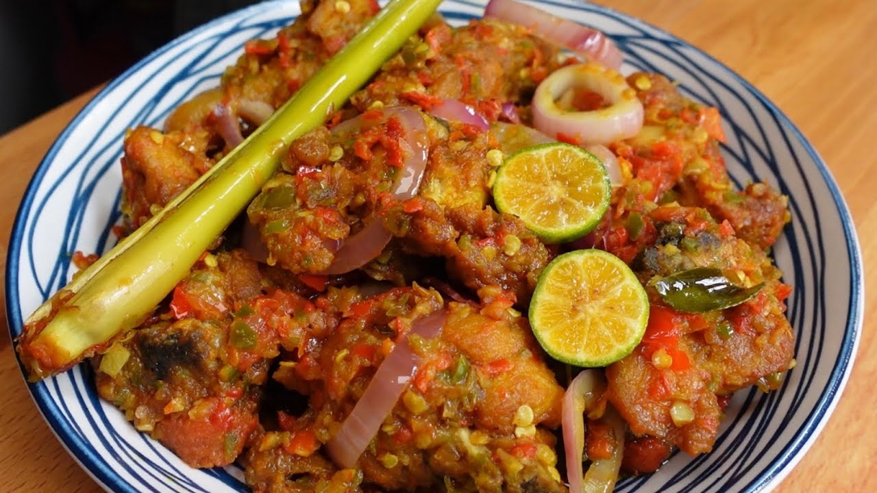 马来风味Ayam Balado🌶️口感香辣，酸甜开胃，非常好吃又下饭，两碗米饭不够吃🍚Malay style Ayam Balado🌶️ is spicy, sweet and sour