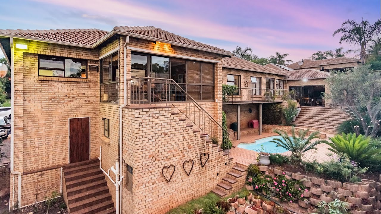 AUCTION | 6 Bedroom House For Sale in Chancliff Ridge | 32 Wren Street | Harcourts Rhino