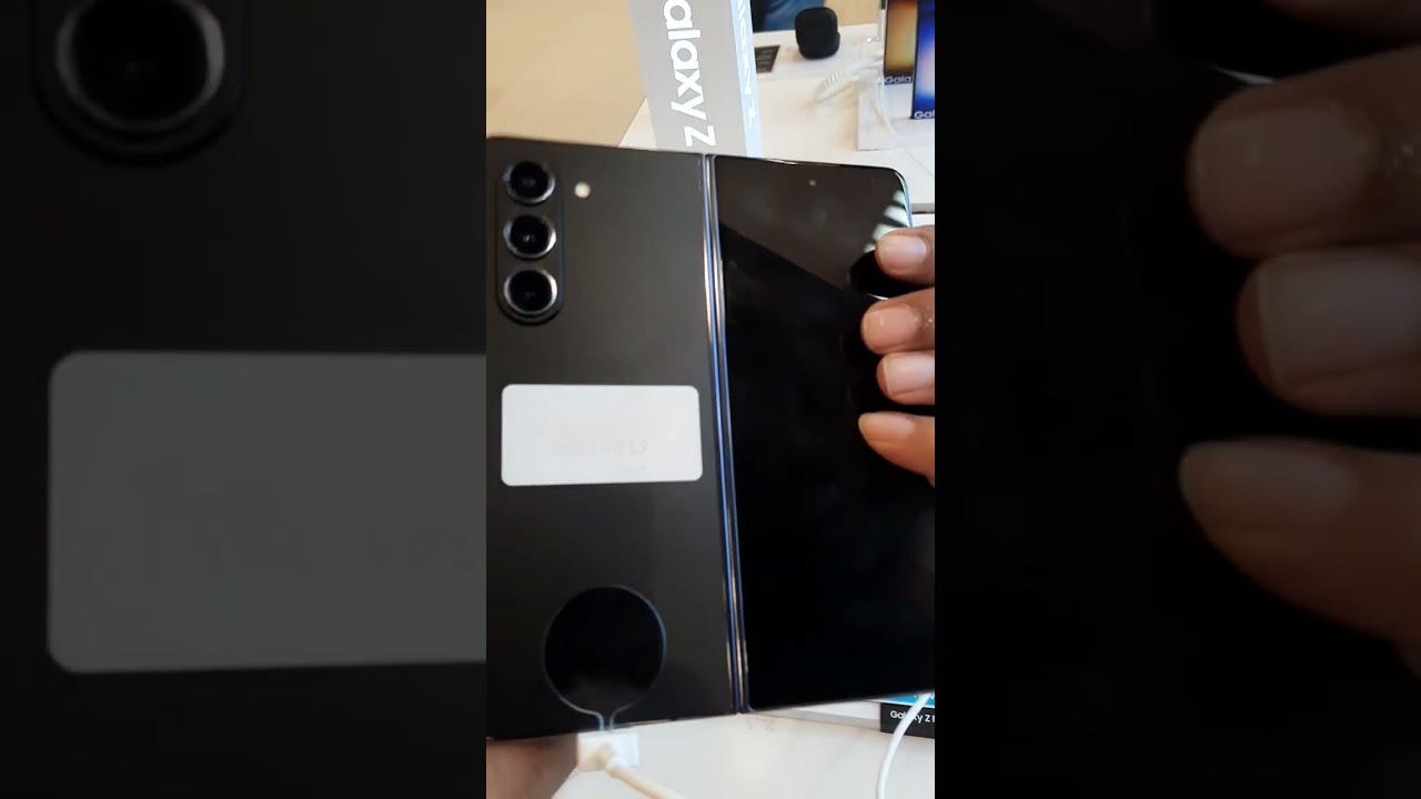 Samsung Galaxy Z Fold 5 