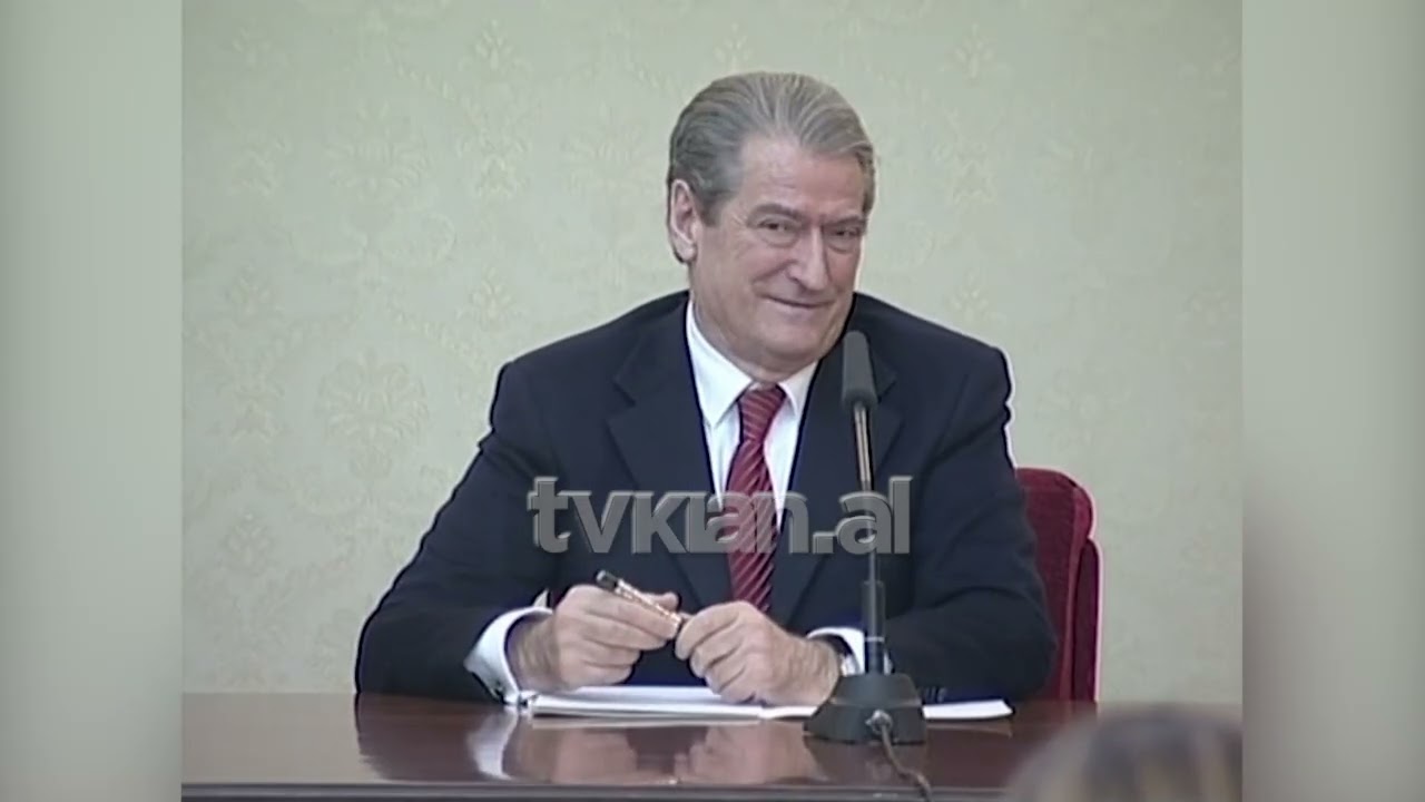 Berisha: Rama bllokon reformat nga frika e statusit, Zoti i ruajt shqiptarët nga ai-(27 Shkurt 2012)