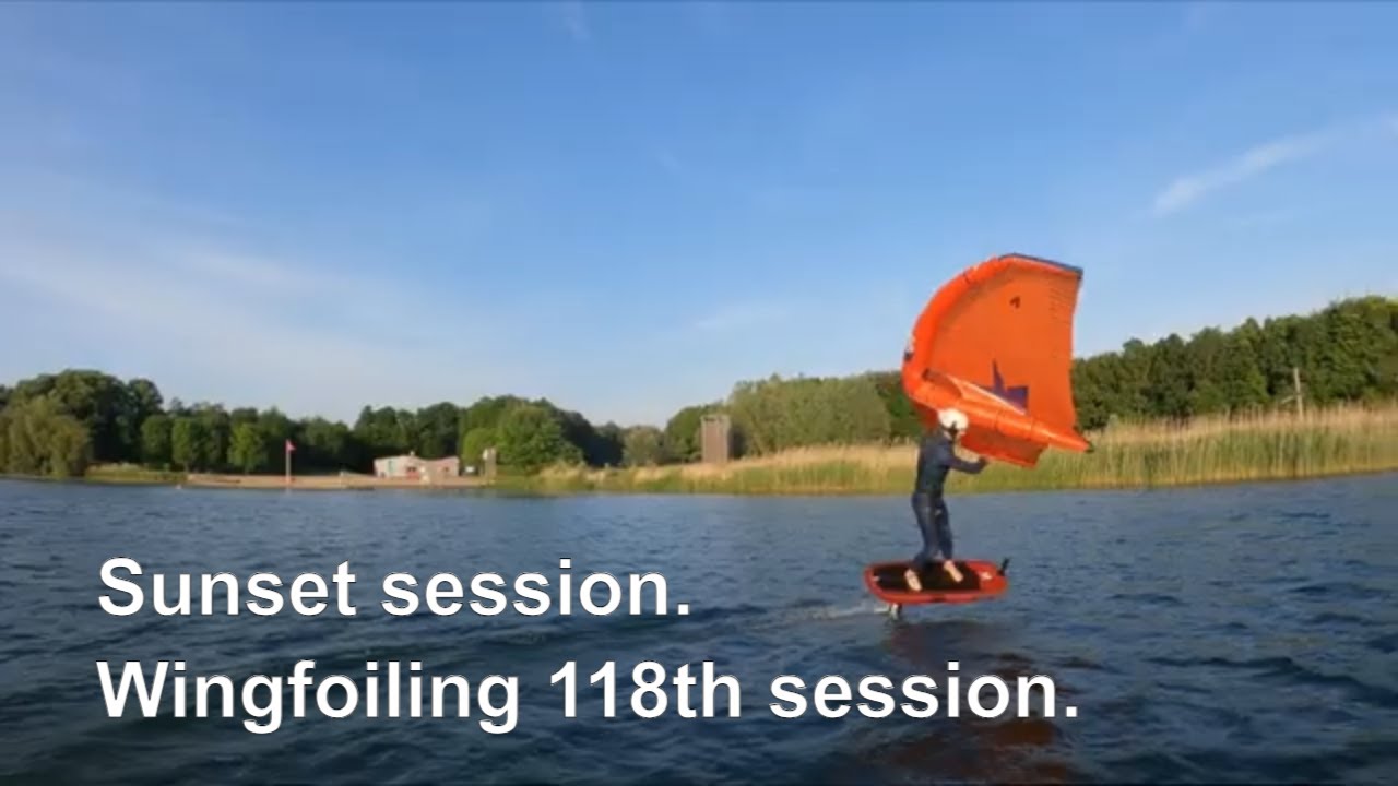 Wingfoiling 118th session: Sunset session 10-12 knots