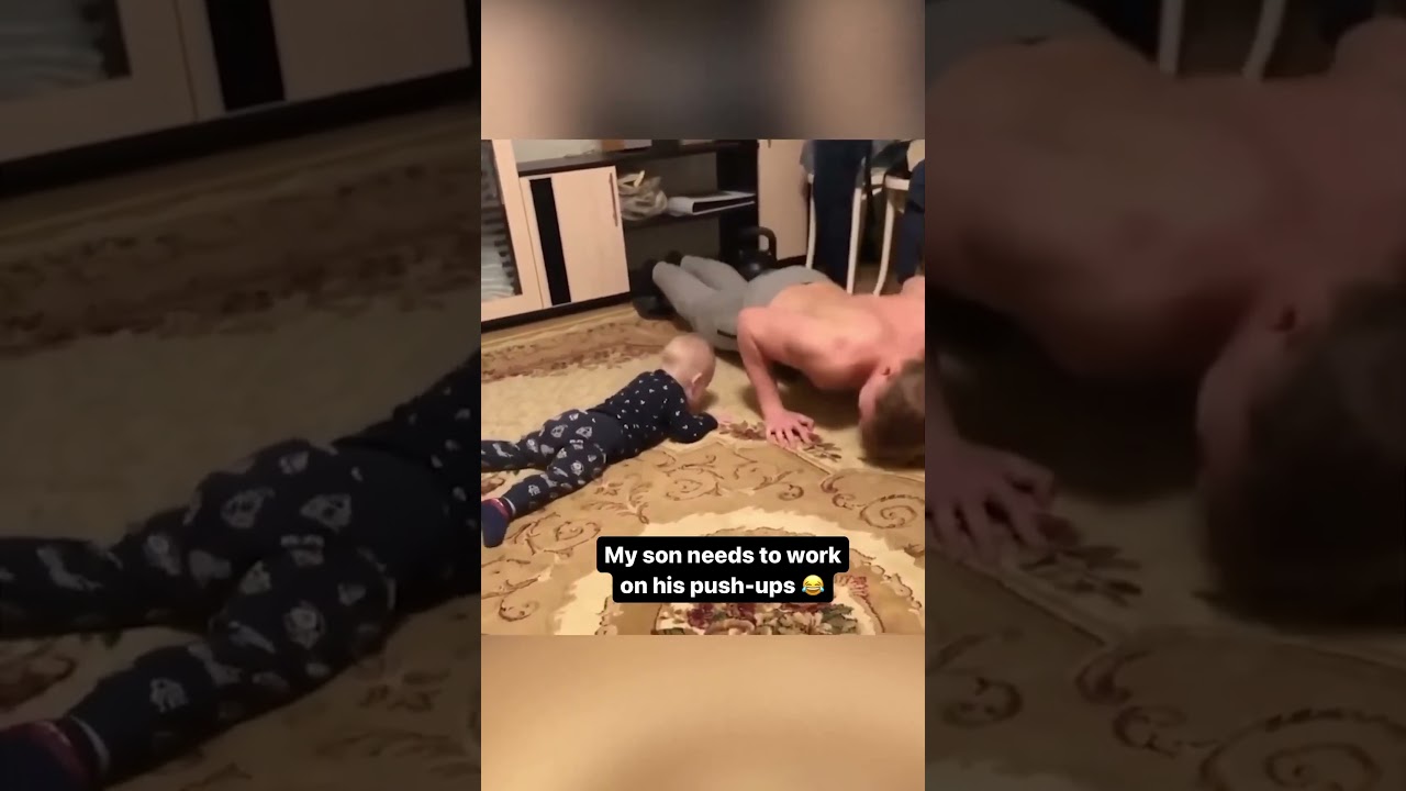 Baby does push-ups with dad🥹🥹 #babies #parenting #cutebaby