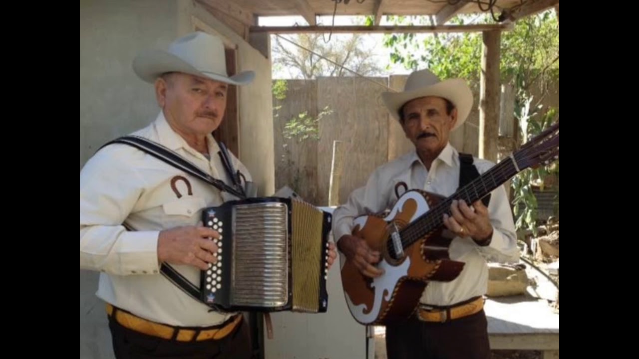 LOS HERMANOS SALINAS, Chayo Y Trino : Corrido De Los Mendoza; etc.