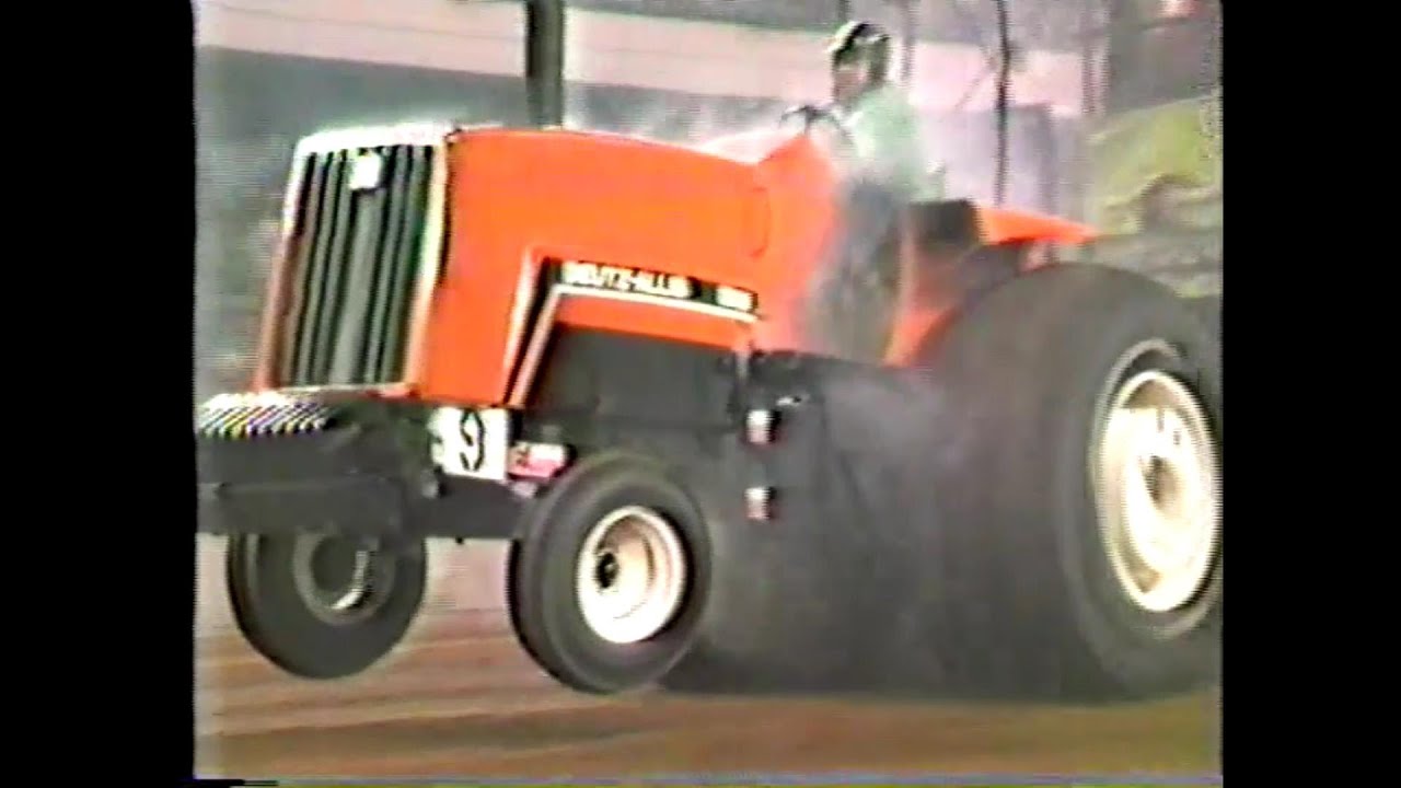 1986 National Farm Machinery Show Truck & Tractor Pull: 12,200 lb. Super Stock tractors
