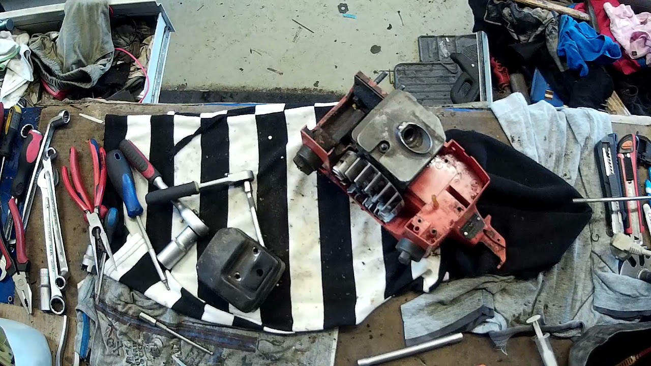Disassembly of Husqvarna 45 chainsaw for spare parts Бензопила Хускварна 45 на запчасти