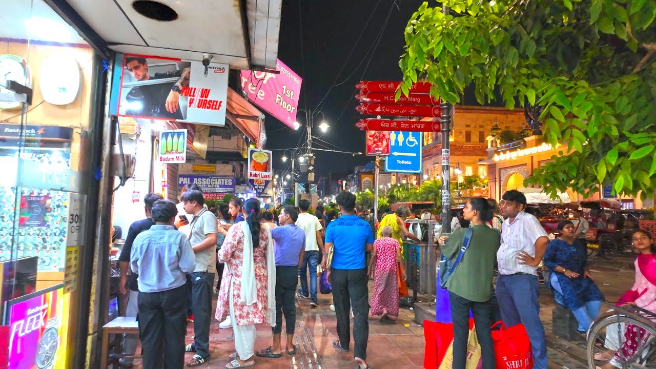 Walking in India 2025 🇮🇳 – Old Delhi, Street Walk with Real Sound 4K