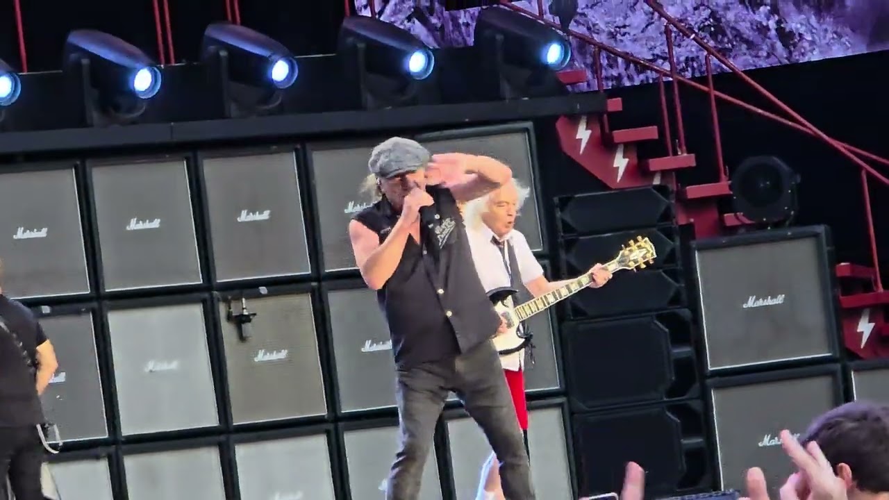 AC/DC Thunderstruck live stade de France Paris 09 aout 2025