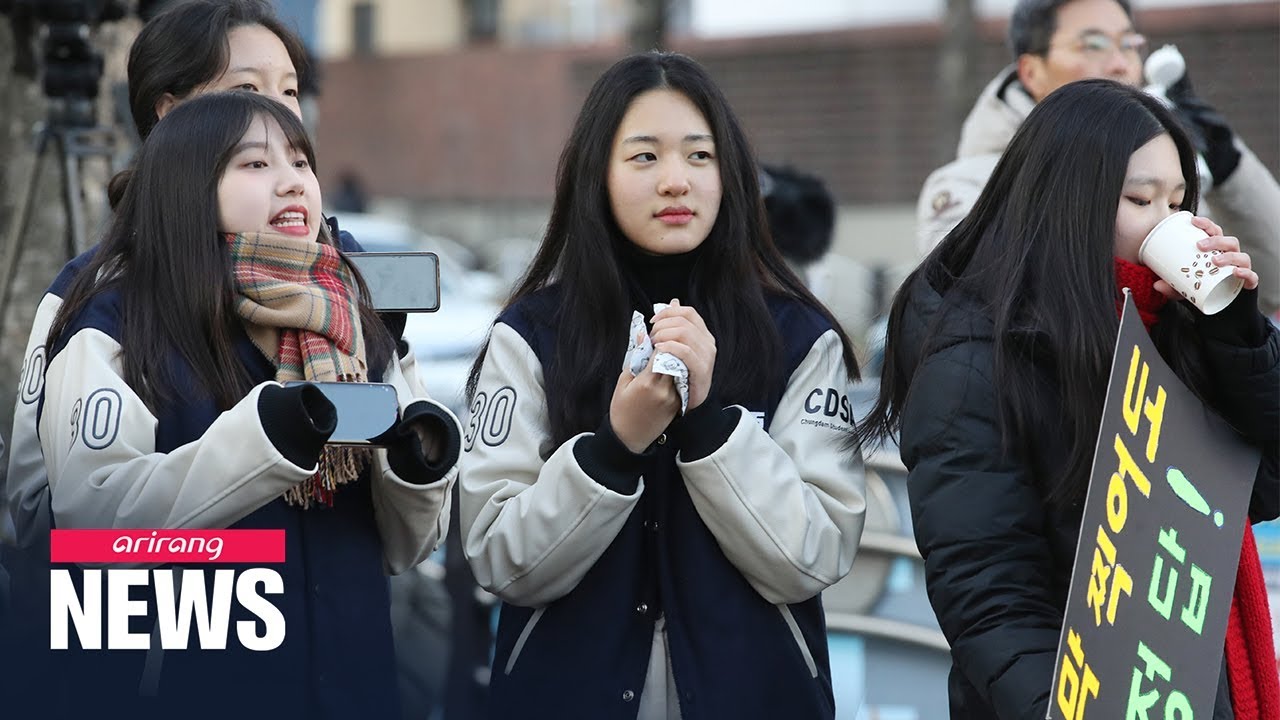 2020 college entrance exam starts under cold wave