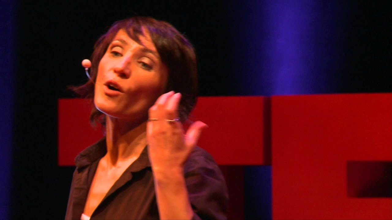Nos fausses idées sur la monnaie | Ariane TICHIT | TEDxClermont