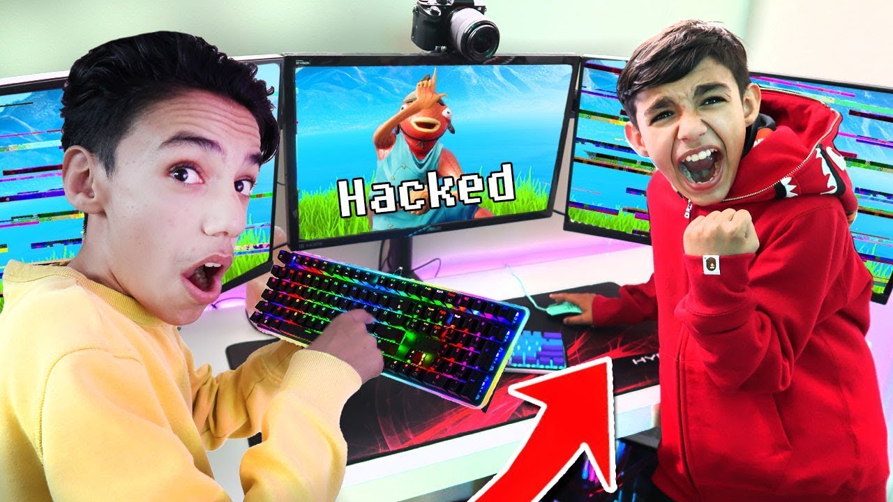 Wireless Keyboard Prank On Little Brother While Playing Fortnite