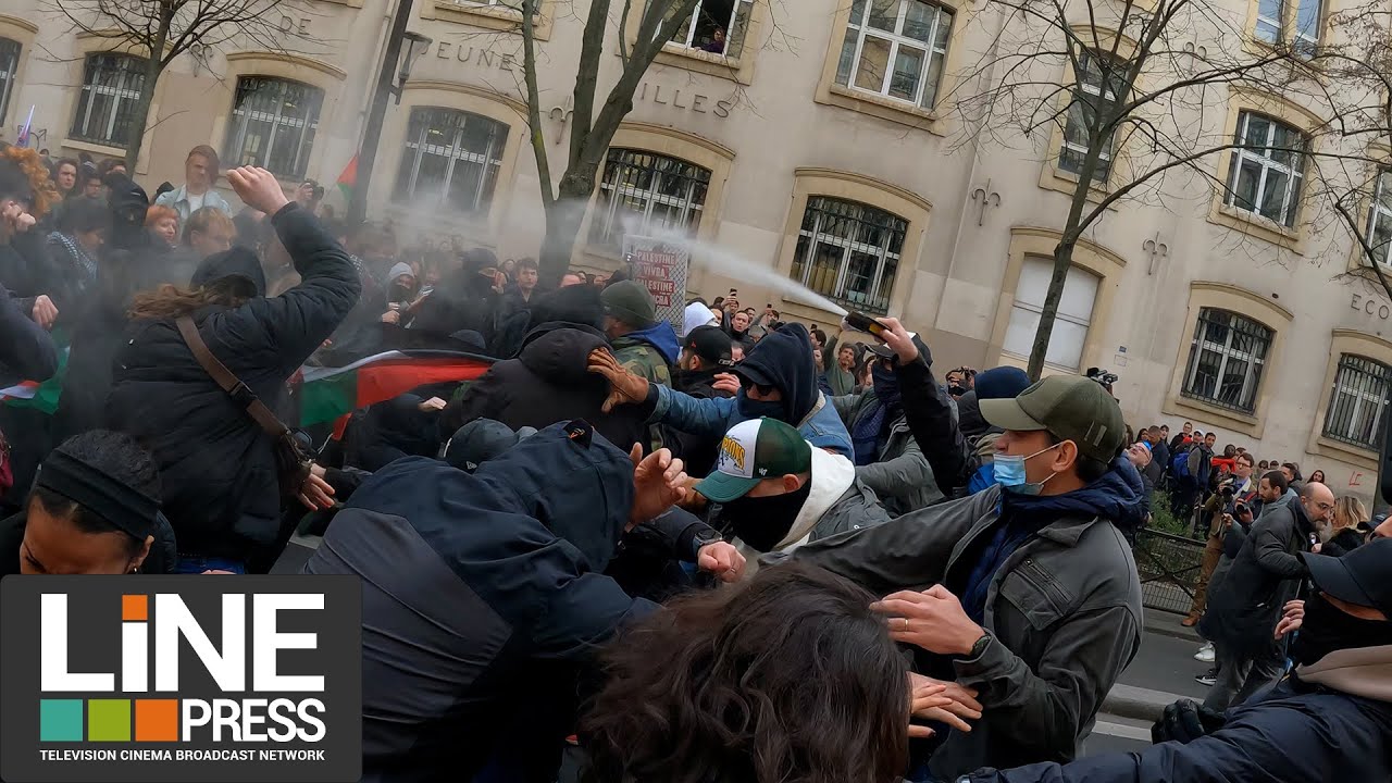 Marche des femmes. Heurts entre militants pro-Palestine et pro-Isra&euml;l / Paris - France 08 mars 2024