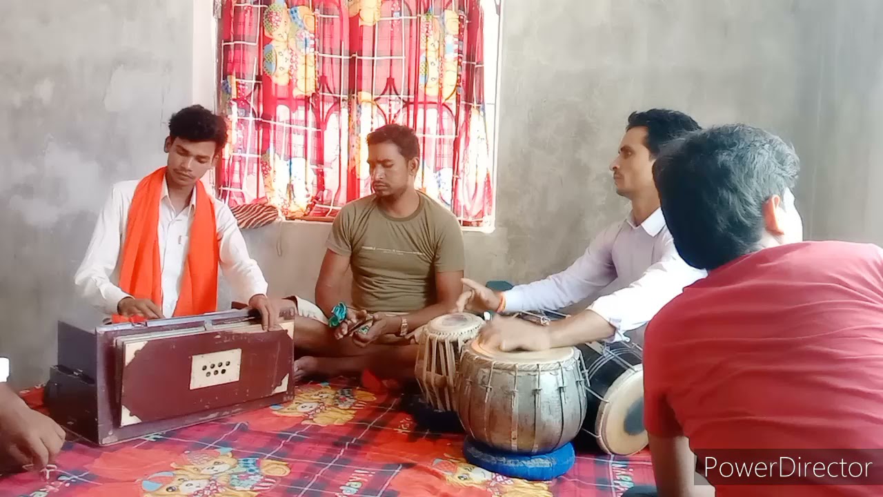 काचे काचे बसवा ए डोमिन  गायक उपेन्द्र ठाकुर मो 7903153392