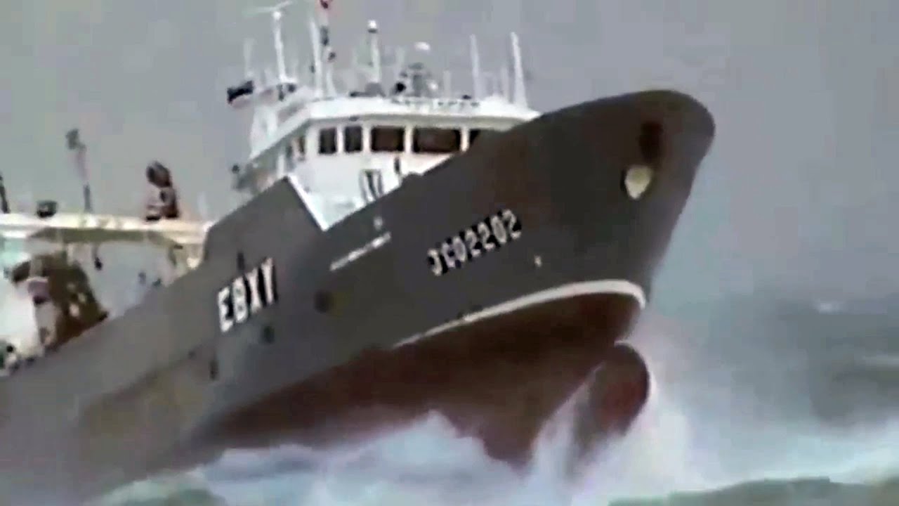 Big Waves Small Ships