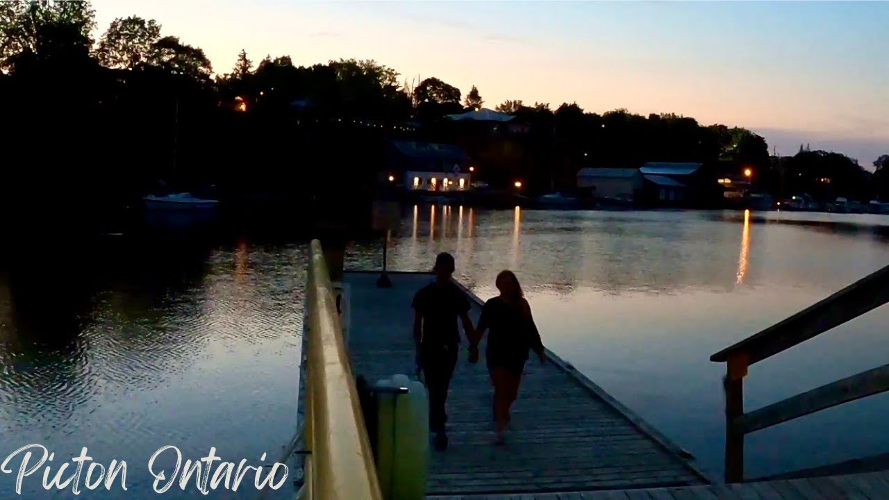 A day in PICTON Ontario (shops, restaurants, and life on the water)