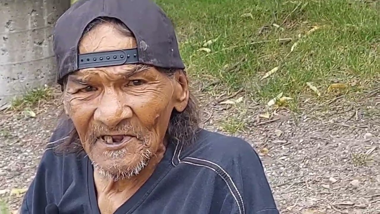 65 Year Old Kevin| Lost His Legs In Car Accident| Wife Died| Homeless In The Streets Of Minneapolis