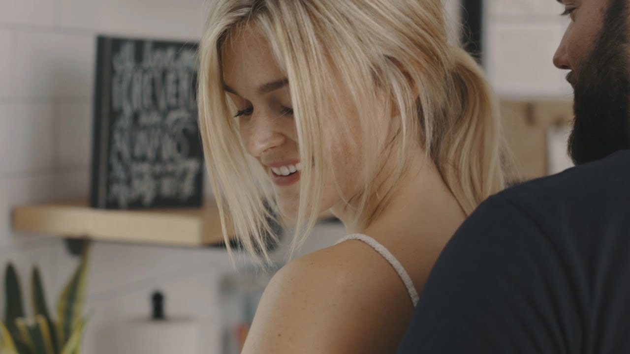 Mike Ryan - Sad Song (Official Music Video)