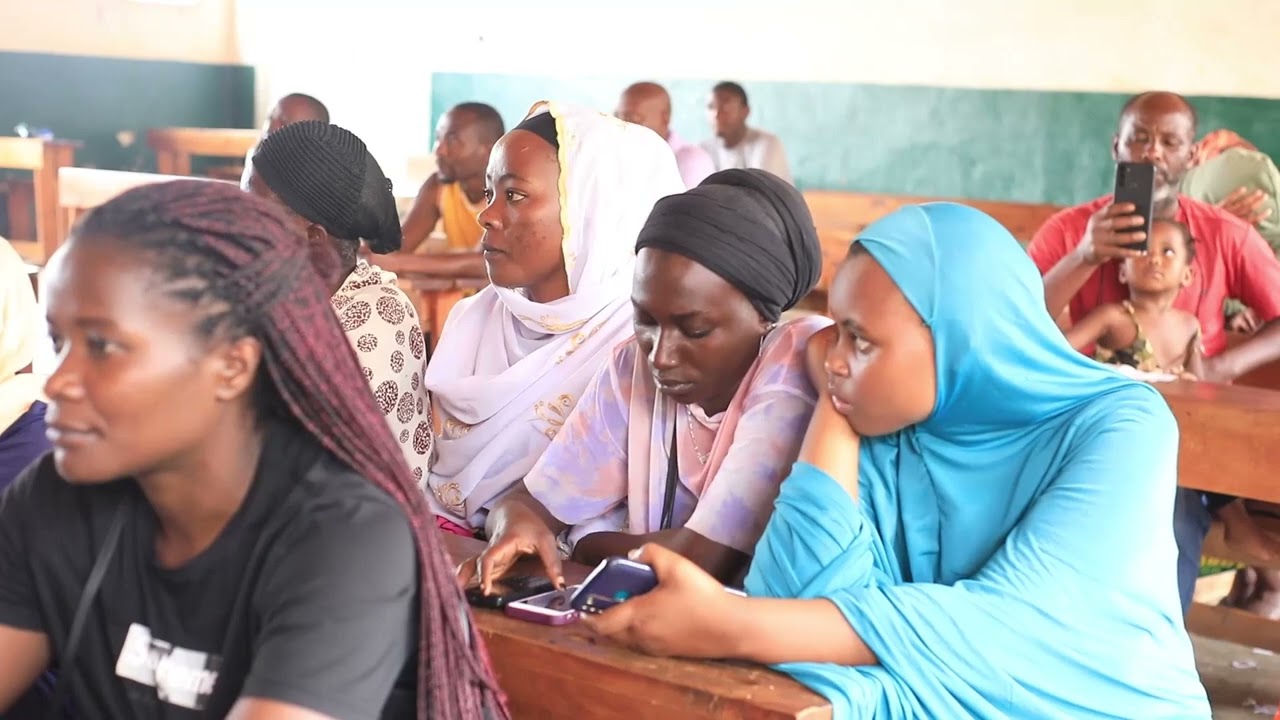 MUDUHE ABANA BACU TUBATWARE AHANDI// ABABYEYI BARAKAYE ISHURI RYABO RMC IGIYE KURISENYA