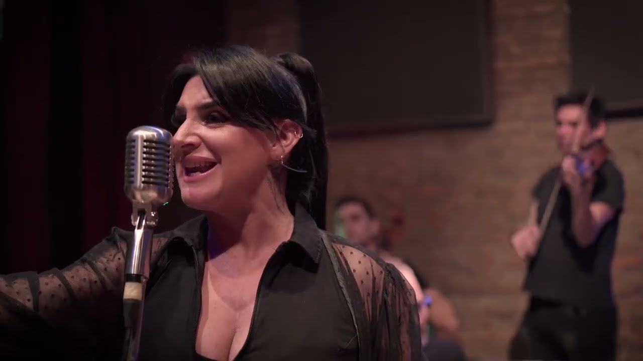 Alicia Vignola con la Orquesta Típica Pichuco - Patio mío