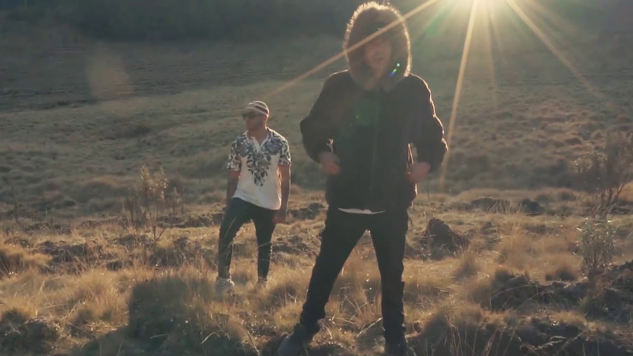 5. La Plebada - Botas & Texana (Audio Oficial)