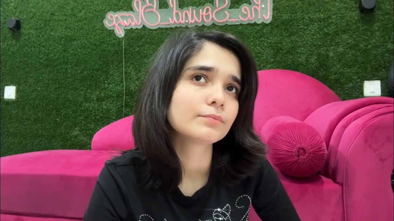 Q/A: MERI 17 girlfriend thi!!??