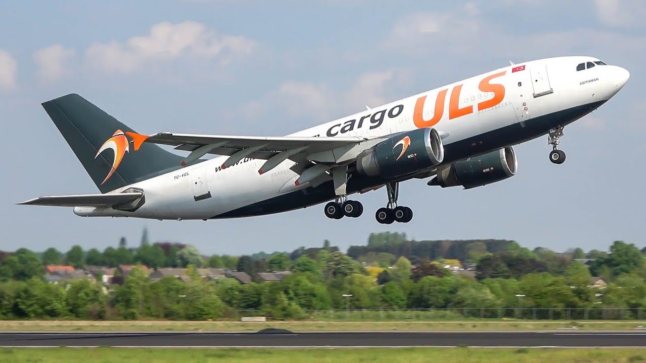 (4K) Plane spotting at Maastricht Aachen airport - Heavy cargo traffic! A310, 747-200, 777