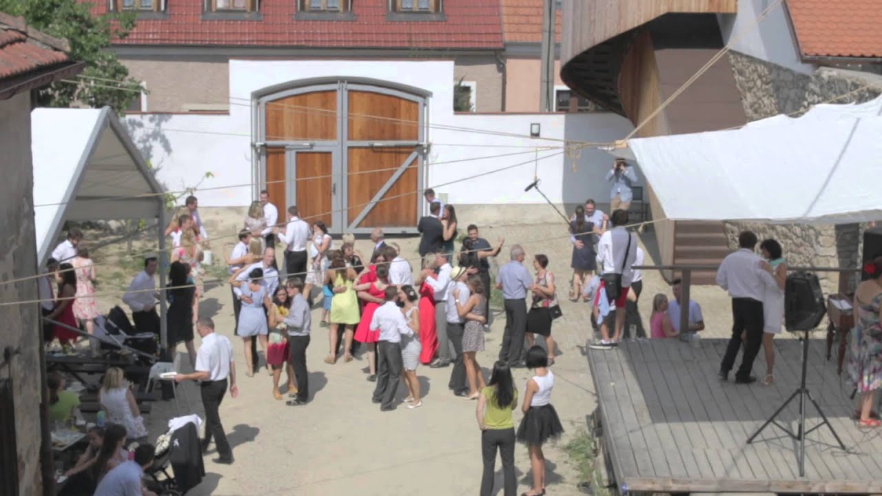 Slavonice, svatba momentka