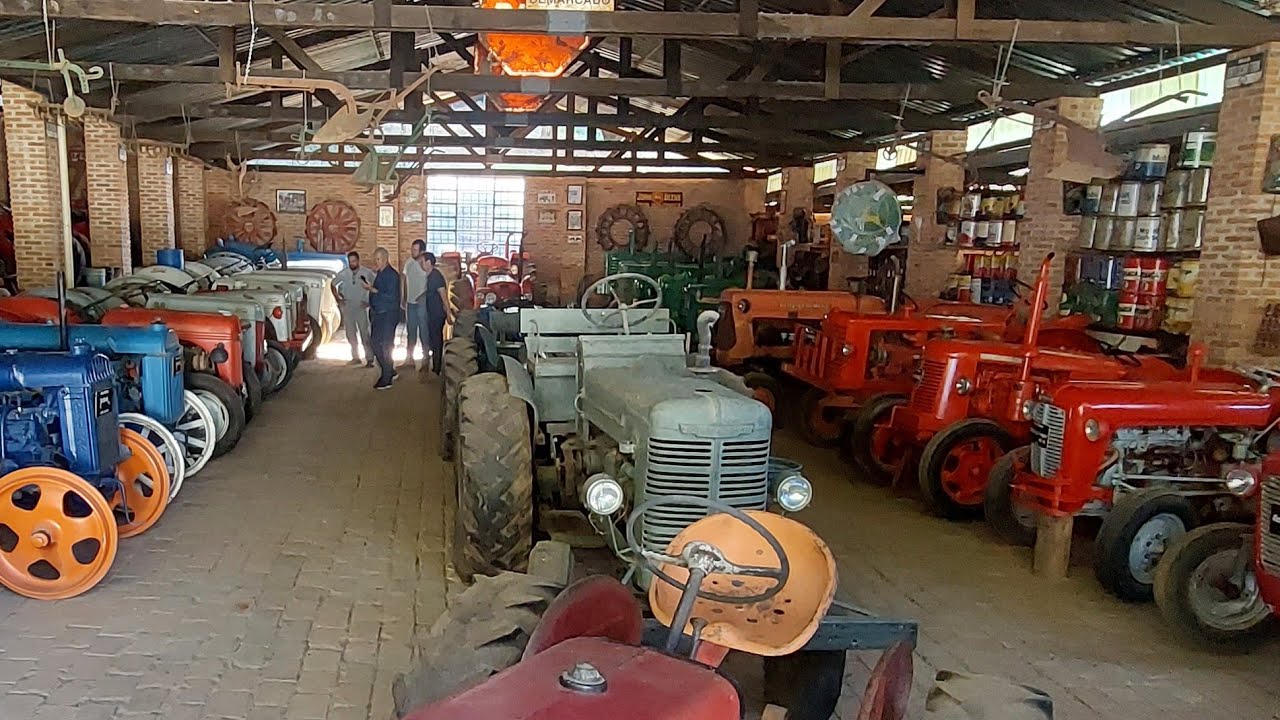 A Fazenda dos Tratores Antigos em Itú SP